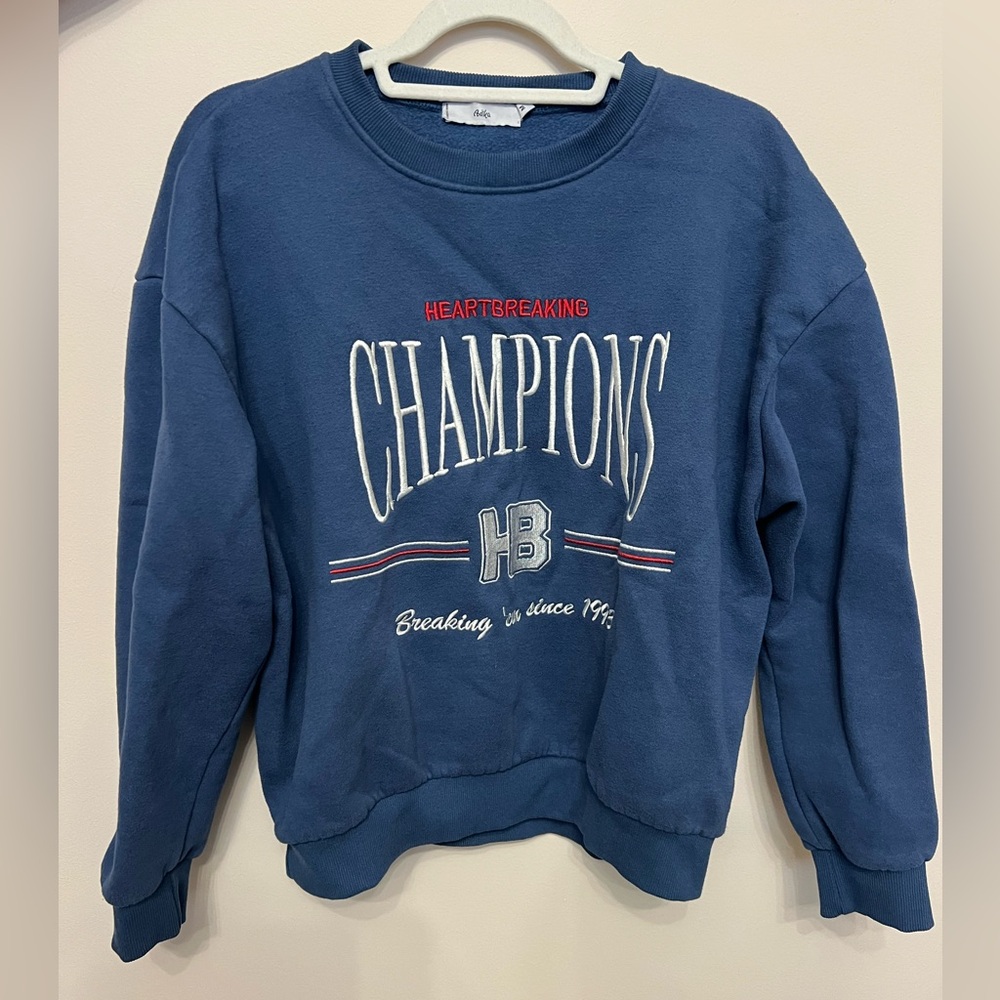 Blue Adika Size M Crewneck
